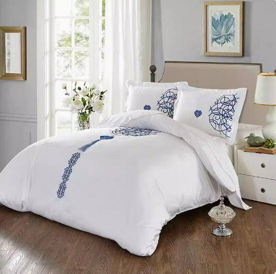 60s Embroidered All-Cotton Sateen Bedding Set - Four Pieces