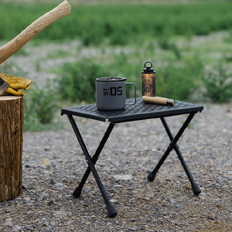 Aluminum Alloys Folding Camping Stool, Light Weight Small Fishing Stool with Carry Bag for BBQ, Hiking, Travel, Picnics