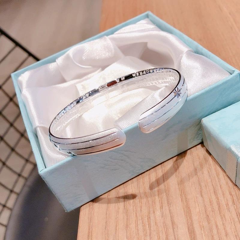 The Ancient Method of the Heart Sutra In the Starry Sky Matte Finish Opening Meteor Silver-plated Bracelet for Women, Matte Finish