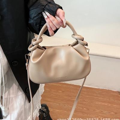 Korean Version Niche Handbag Bag 2025 Autumn New Simple Pleated Cloud Bag Versatile Casual Commuter Messenger Bag