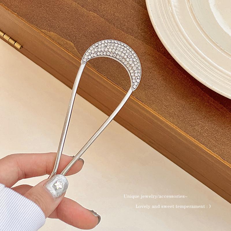 Elegant Pearl U-shaped Hairpin for Women - New Chinese Style Updo Accessory 2025