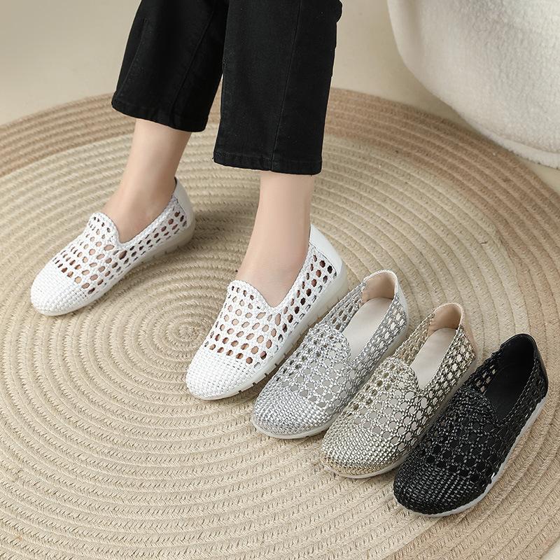 Fashion 2025 Summer Hollow Woven Breathable Shoes Women Sandals Big Size Round Toe Genuine Leather Shoes Summer Flat Casual Sandals
