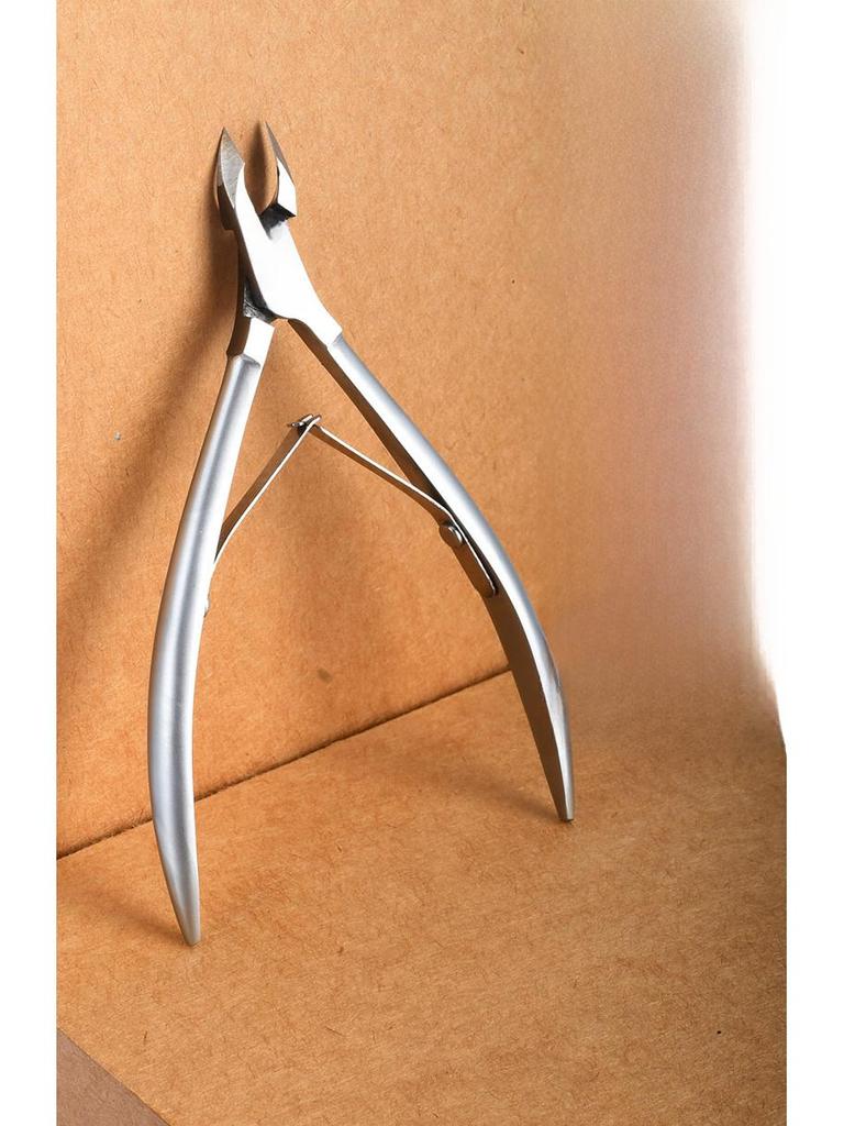 Ukrainisch-Russische Mattierte Edelstahl-Nagelhautzange und Professionelle Spitzschere