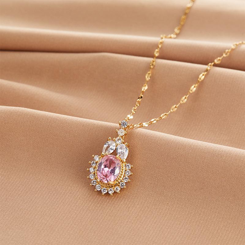 Pink Zirconium Rabbit Necklace Female Personality Trend Versatile Inlaid Zircon Pendant Chain