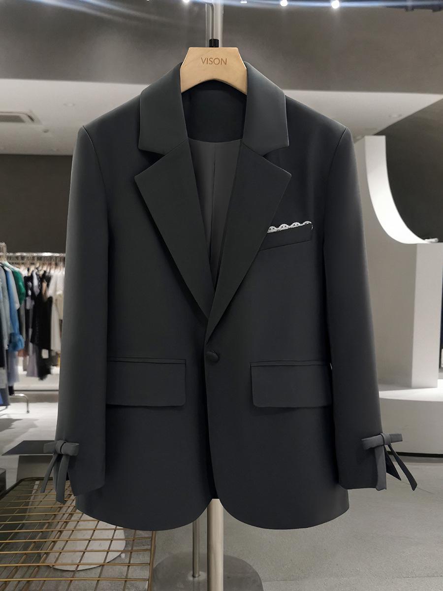 

Женский темно-серый пиджак-костюм с бантом - Стильный и уникальный коллекция весна/осень 2025 Extra Large темно-серого