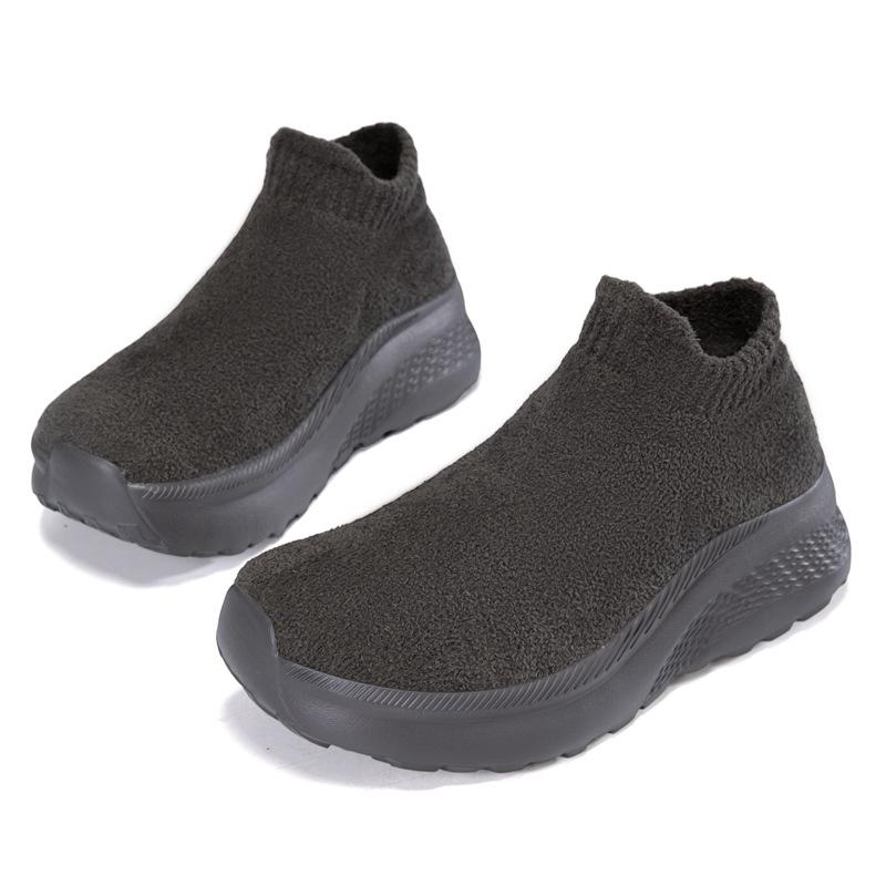 New spring fly-woven socks and shoes for couples with wide feet and velvet thick soles, comfortable and casual daily commuting