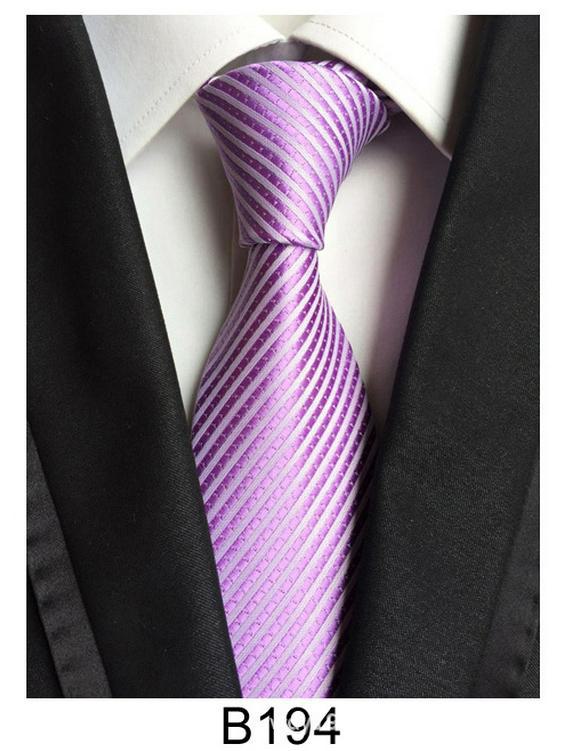 Cravate homme en soie et polyester faite main – Décontractée, formelle ou professionnelle