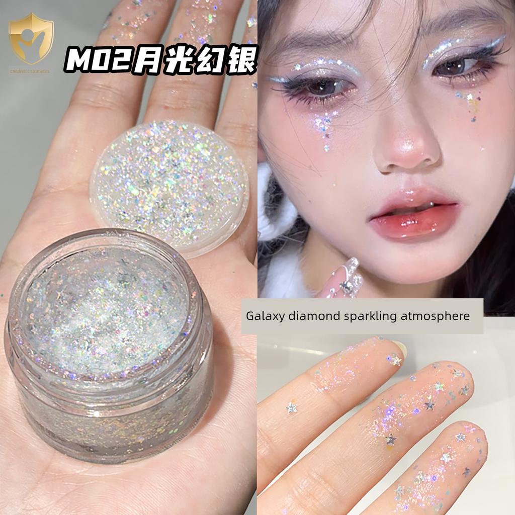 Stage Makeup Glitter Eyeshadow for June 1St Performance, Special Makeup for Performances, Carmela Large Glitter Gel, Sparkling Performance Makeup