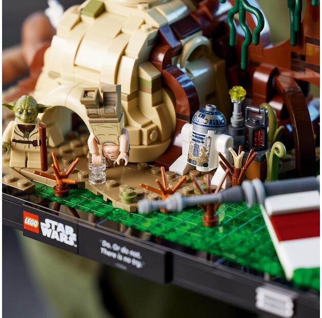 LEGO Star Wars 75330 Diorama: Jedi Training On Dagobah