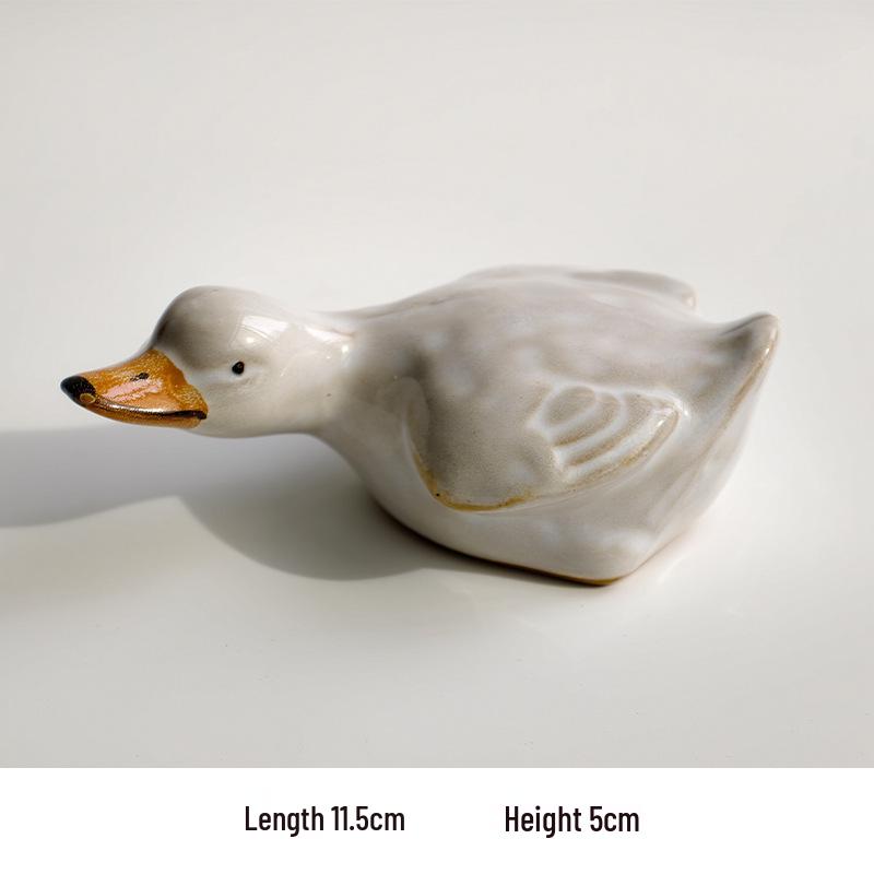 Ceramic White Goose Tea Pet - Hand-painted, Cute Home Decor Desktop Ornament