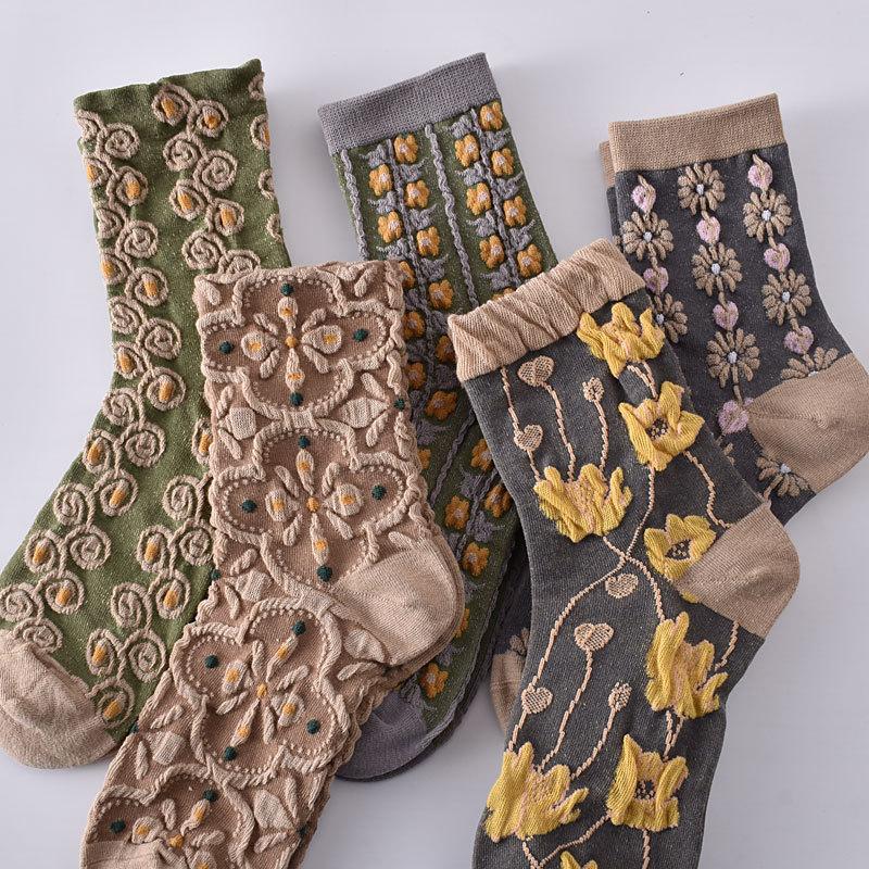 5/10 pairs (randomly shipped) women's floral texture socks, retro palace style versatile mid tube socks