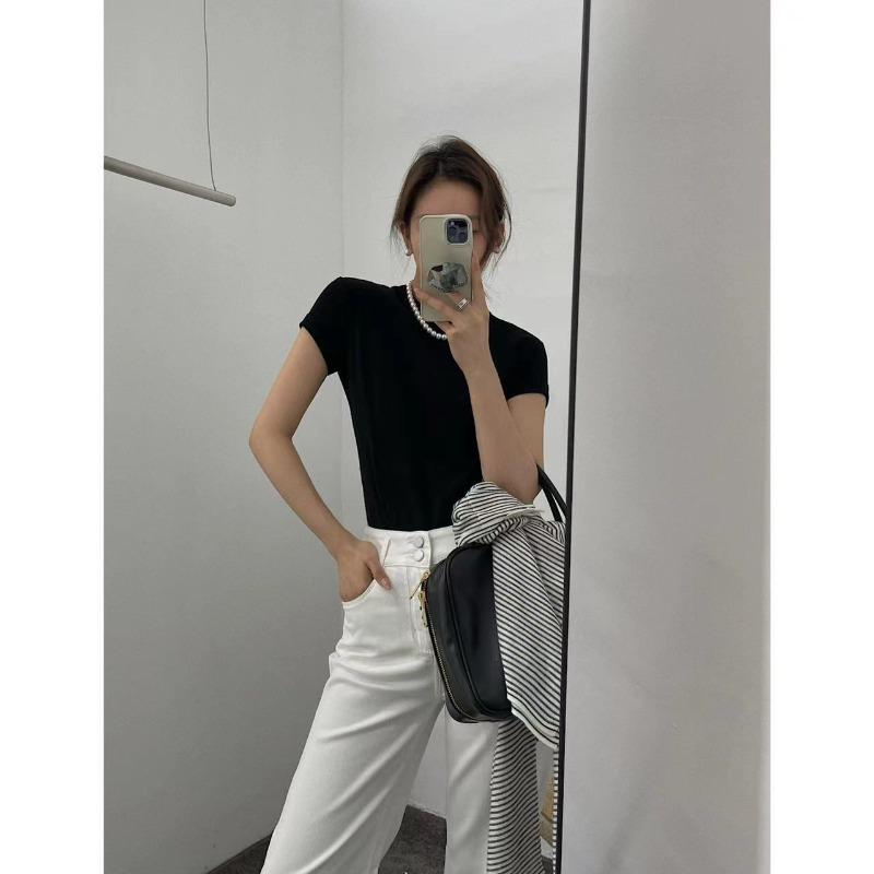 Slim Round Neck Solid Color Clean Short-sleeved T-shirt