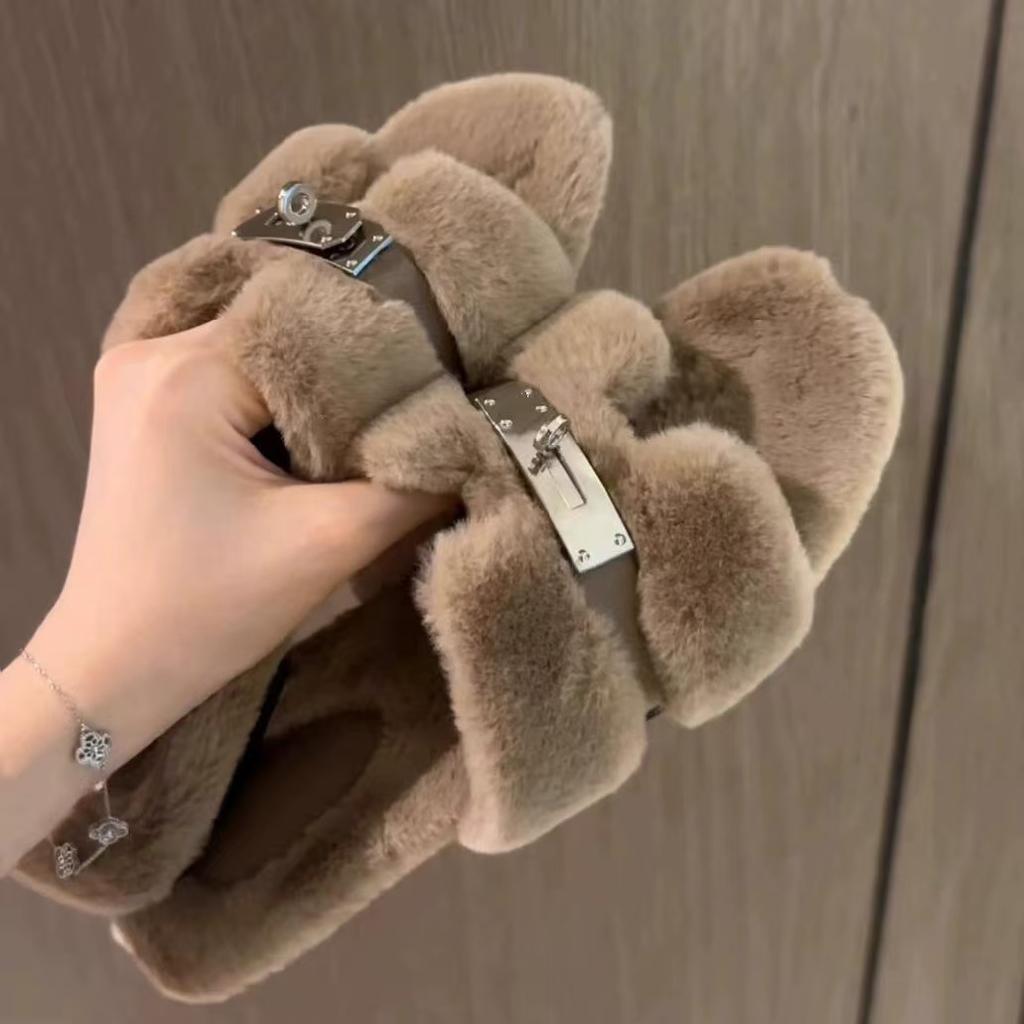 Internet Celebrity Fluffy Slippers Women Wear 2025 Autumn and Winter New Thick Bottom One-word Drag Small Fragrant Trend Plush Slippers