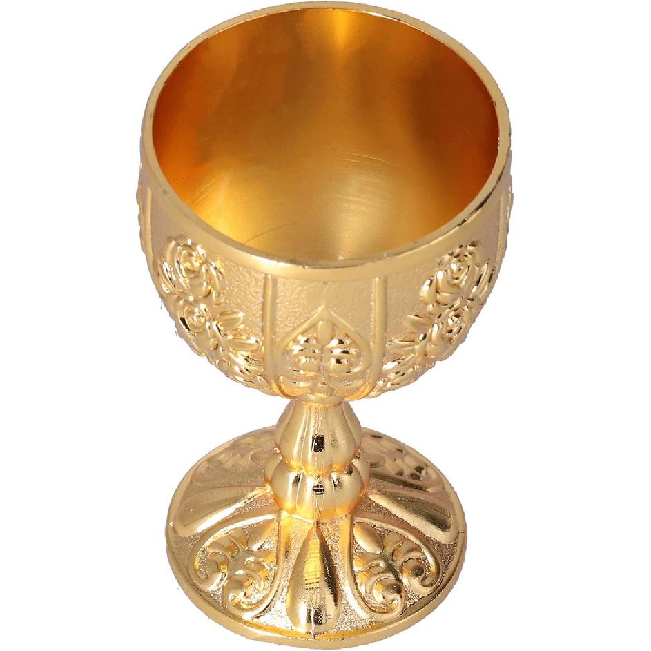 Mini Golden Goblet 2Pcs Retro Goblet, Solid Metal Embossed Wine Cup, Luxury Embossed Wine Liqueur Glass for Home Bar, 30ml Chalice
