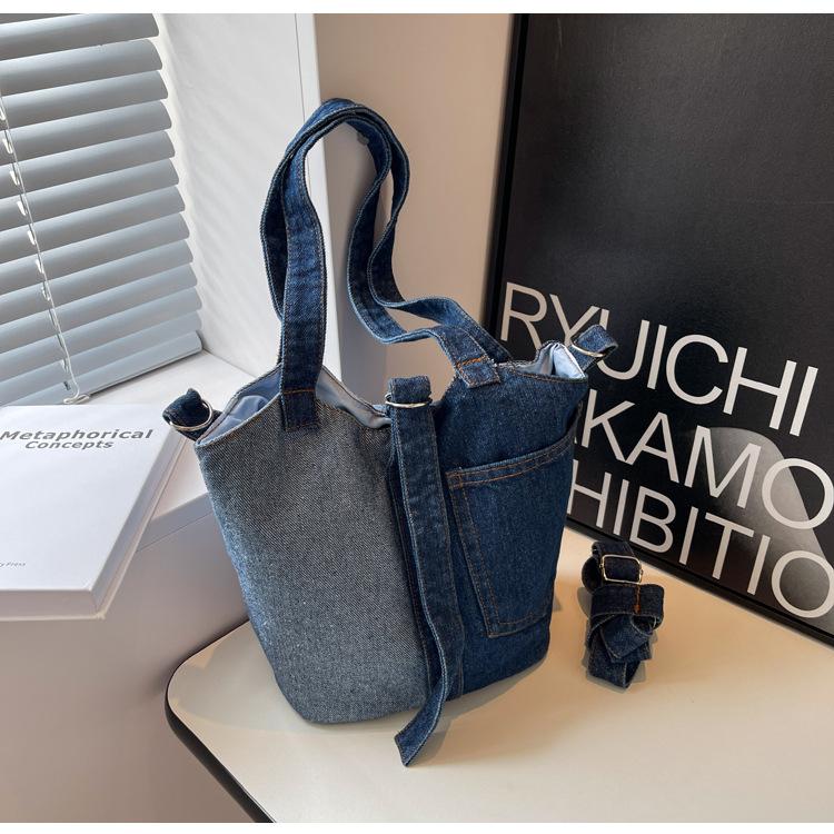 New Denim Shoulder Bag Large Capacity Shopping Bag Mother Bag Literature and Art Student Schoolbag Commuter Bag Ins Make-up Bag