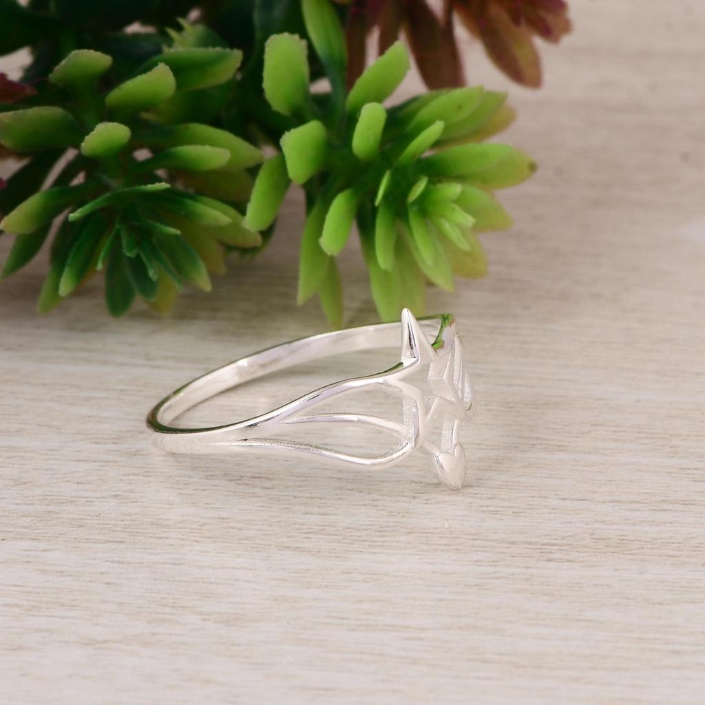 925 Sterling Silver Open Star Ring | Minimal Star Band Ring | Elegant Celestial Jewelry for Women.