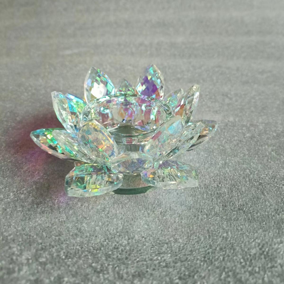 

Electroplated Crystal Lotus Candlestick - Lotus Butter Lamp Holder for Home, Living Room, or Wedding Display Coffee