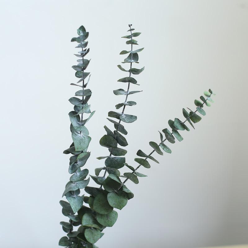 Yunnan Dried & Immortal Flowers Bouquet: Baby's Breath, Roses, Forget-Me-Nots for Home & Homestay Decor