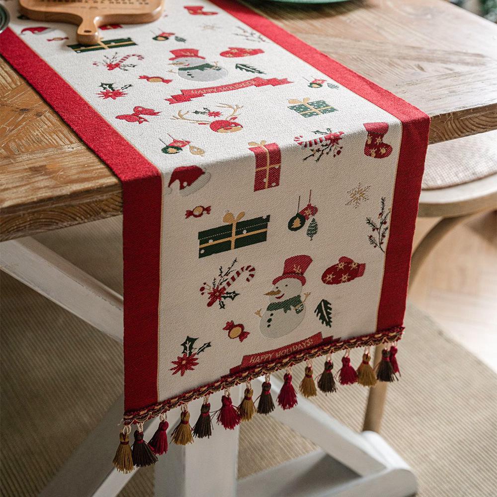 Nordic American Christmas Tablecloth and Runner Set