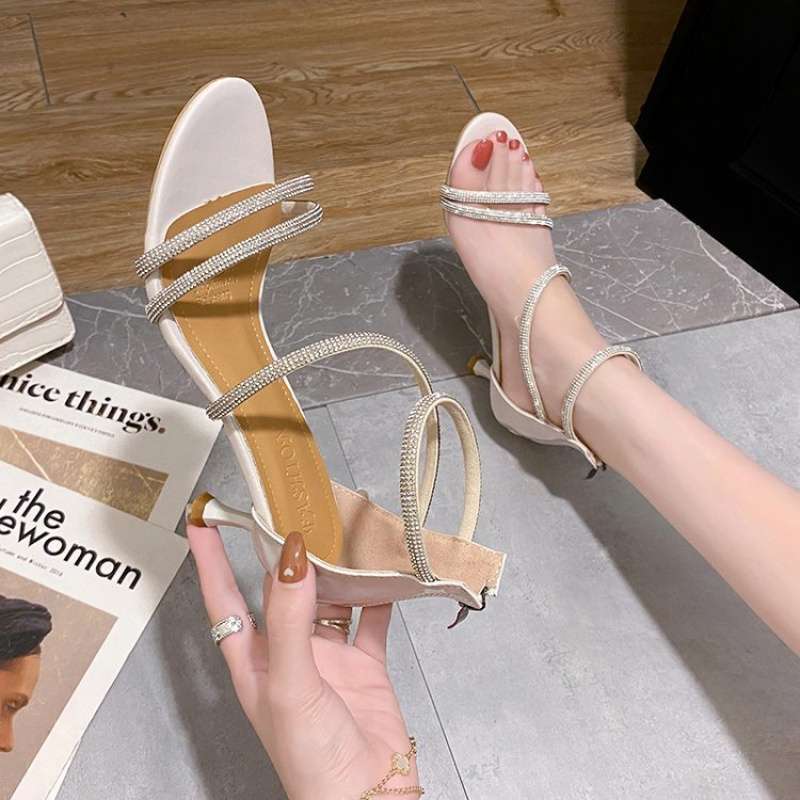 2025 new high-heeled sandals women's summer fashion outer wear leopard print word with rhinestone open-toed Roman sandals women's fine heels