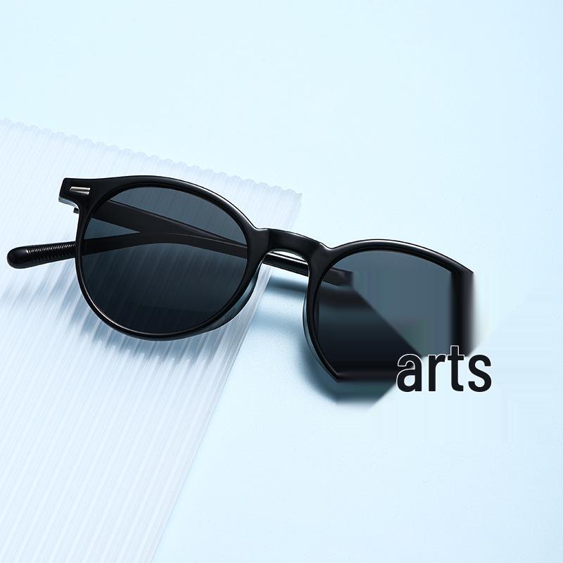 Unisex Small Round Celebrity Style Sunglasses with UV Protection for Outdoor Driving