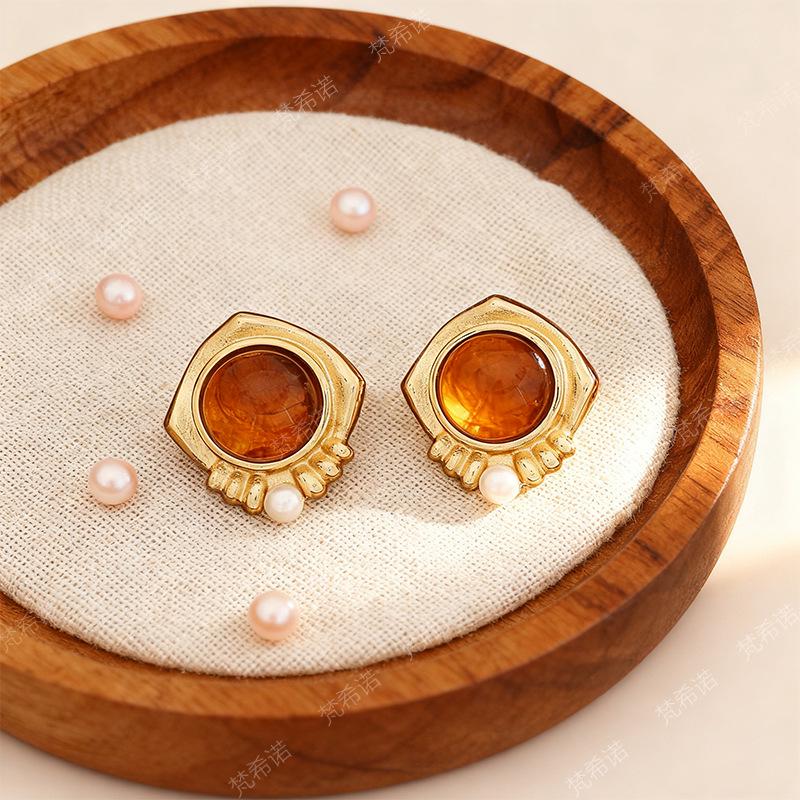 Elegant Stainless Steel Pearl Earrings - Autumn/Winter Chic