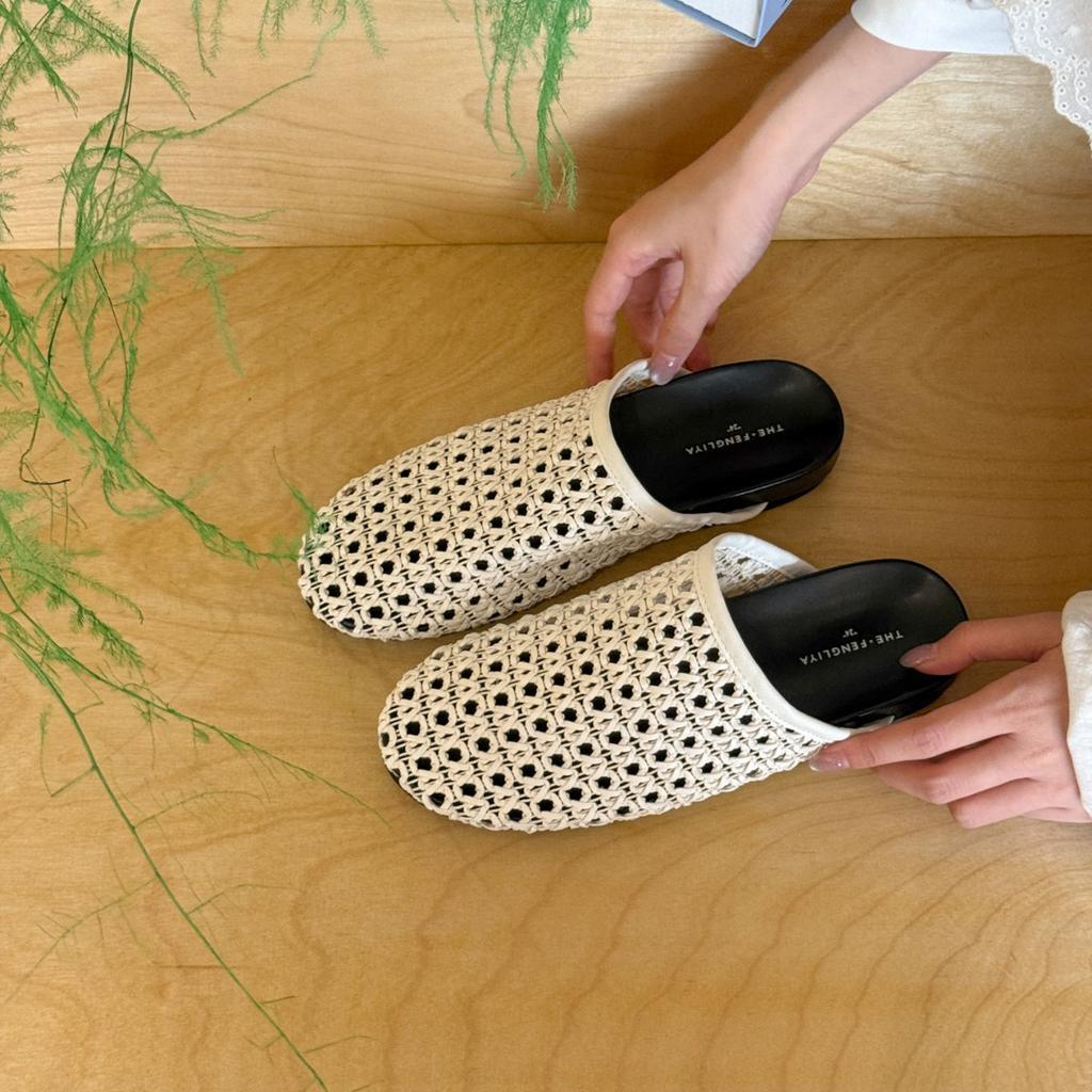 2025 New Summer French-style Woven Slippers Women's Summer Black Thin Bag Head Empty Shoes