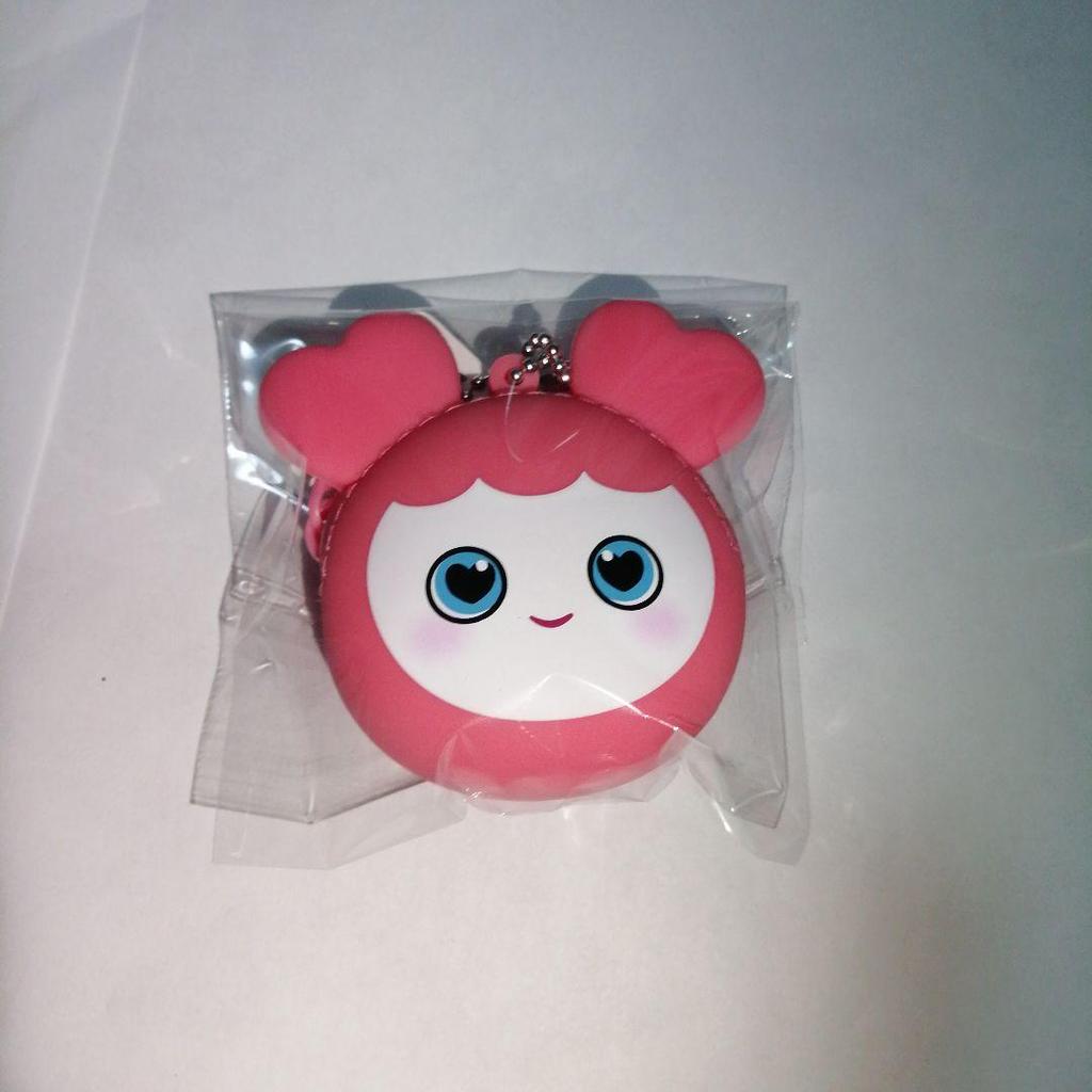 [USED] TWICE GIGO Silicone Mini Wallet Momo Mobley