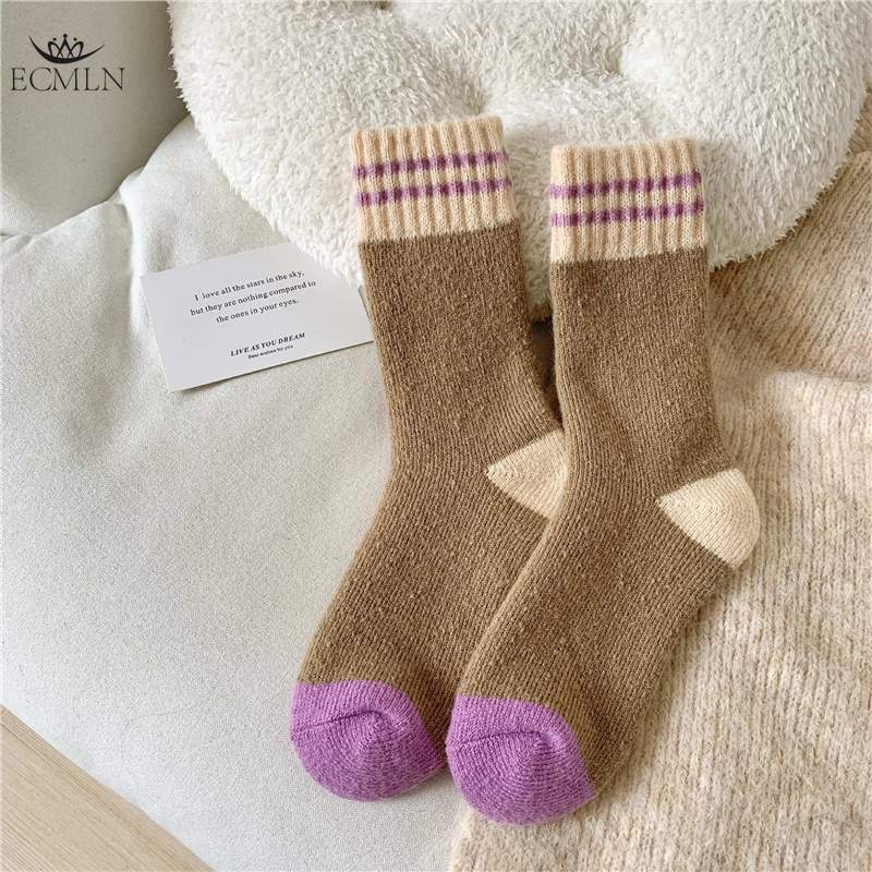 Purple Heart Knit Socks Soft Warm and Cozy for Fall and Winter Women's Fashion Socks
