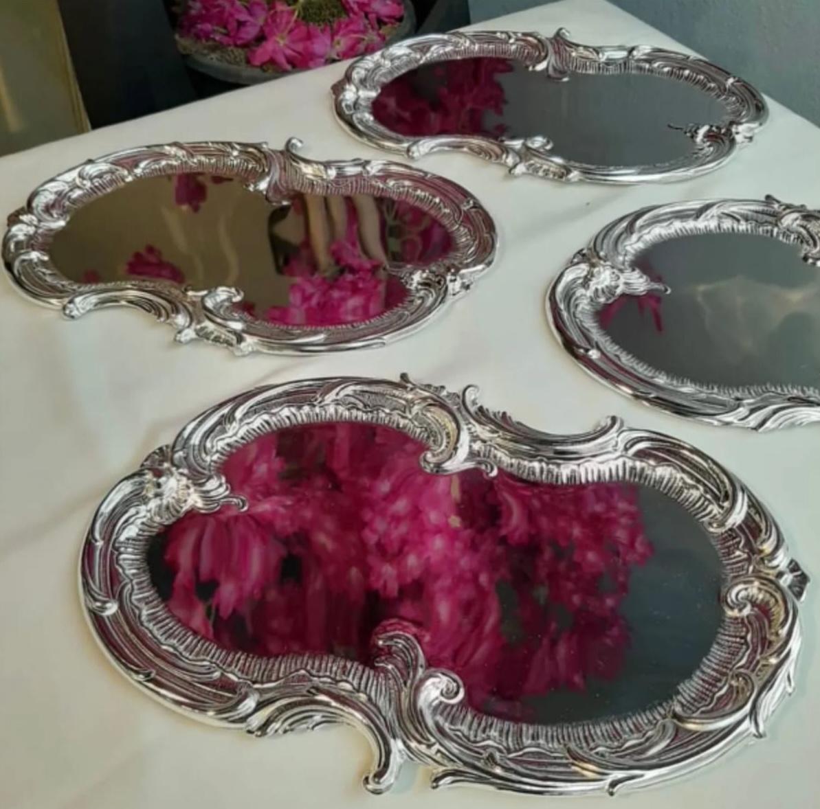 

Stainless Steel Silver Artnova 1 Piece Serving Tray Embroidered Lace Pattern Artnova Presentation 30 Cm Standart сірий колір