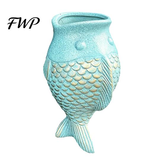 Small Fern Planter Fish Shape Wall Mounted Hanging Flower Pot European Style Decorative for Balcony Outdoor Patio Garden Wall-mounted Plant