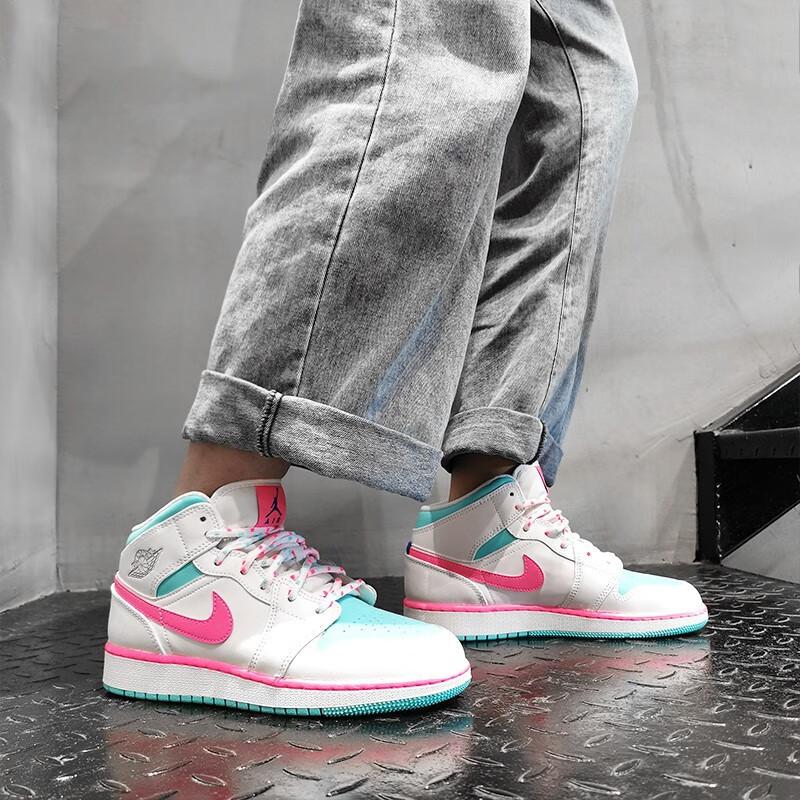 Jordan 1 Mid GS Digital Pink 555112-102