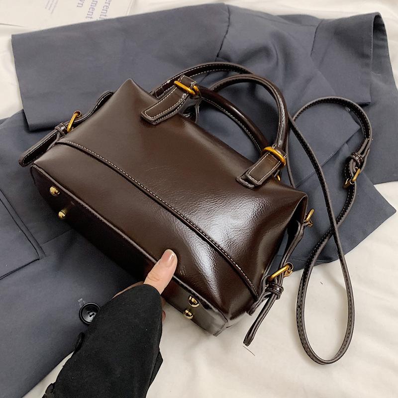 Premium sense retro handbag bag women 2025 new trendy messenger bag bucket bag large capacity shoulder tote bag