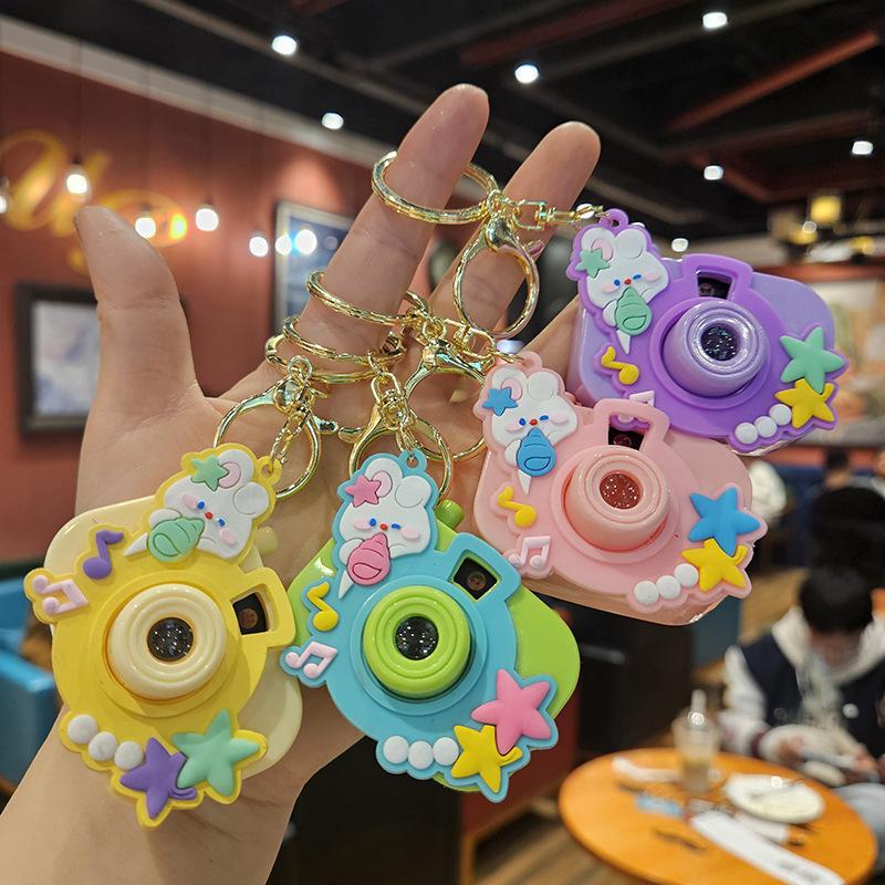 Niedliche Mini-Projektionskamera Cartoon Leuchtendes Projektionslicht Damenhandtasche Schlüsselanhänger Anhänger