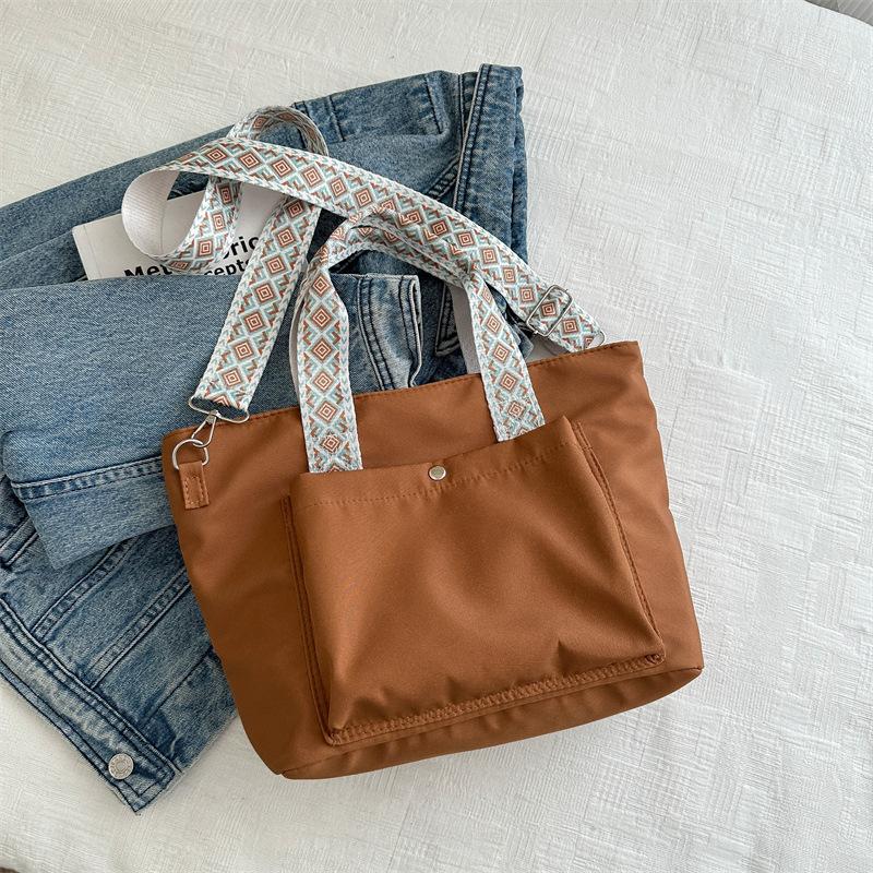 Simple Casual Shoulder Bag Highend Fashion Style Trendy Large Capacity Tote Bag Fashion Handbag Fashion Trendy Crossbody Bag for Women
