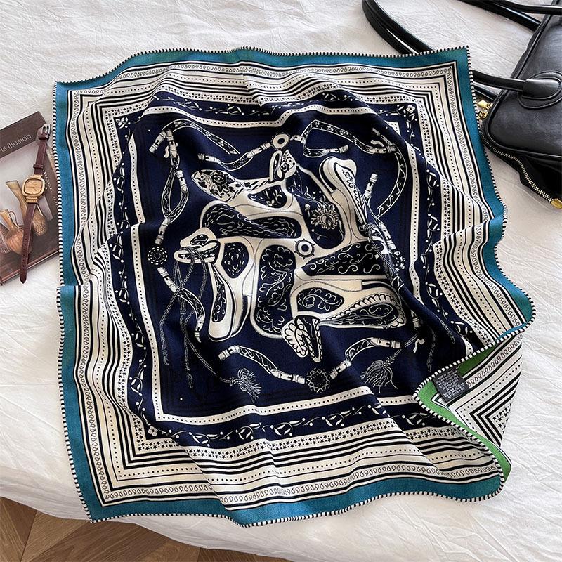 Fashion retro silk wool silk scarf design casual versatile silk wool square scarf 2025 new Mori silk wool scarf 65cm