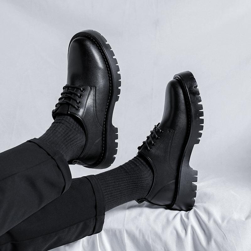 Модные мужские деловые туфли на шнуровке — фото 2