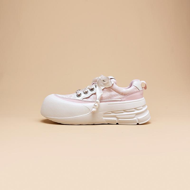 

New Chinese style little white shoes women s 2025 spring and summer new national style embroidered big head shoes muffin platform casual board shoes 40
