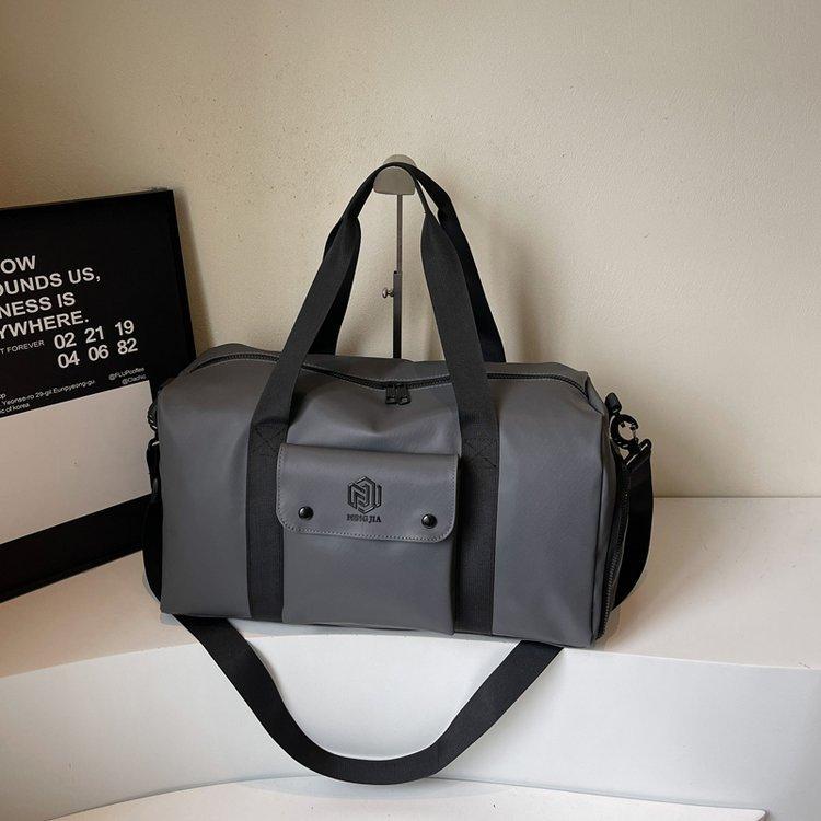 

Universal Large Capacity Storage Bag for Men and Women Wet and Dry Separation Portable Handheld Fitness Bag Front Bag серый