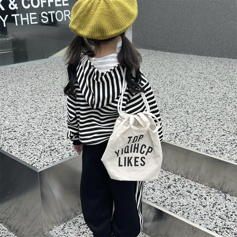 Stylish Korean Inspired Mini Backpack For Kids With Lightweight Canvas Material And Checkered Design For School And Outings