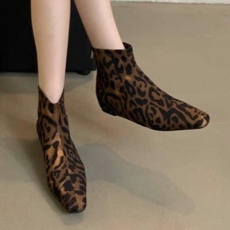 

Модные леопардовые женские ботильоны на плоской подошве из замши, модные элегантные туфли с квадратным носком, зимние короткие ботинки челси 2025, платье, женские кроссовки 35