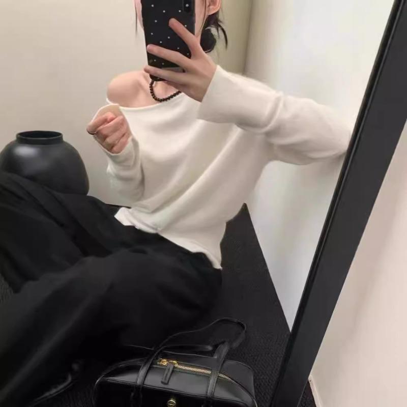 Blended Striped One-neck Knitted Sweater Women's Autumn New Fashionable Pullover Sweater Slim-fit High-end Top