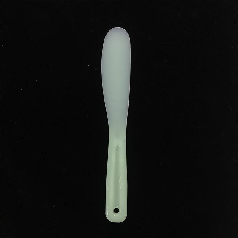 Four-Piece Clover Mixing Bowl Set: Silicone Mask Bowl & Beauty Salon Tool Kit.