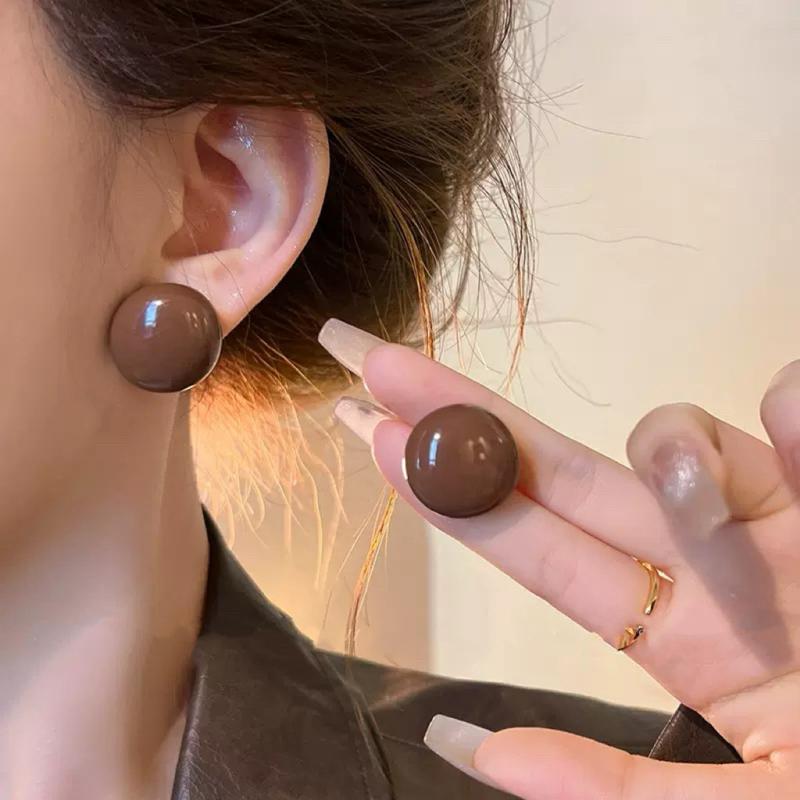 French Large Half Round Imitation Pearl Earrings For Women Minimalist Stud Earring Light Luxury Vintage Wedding Jewelry