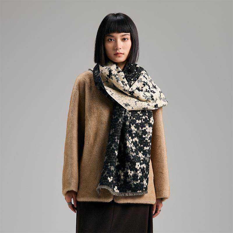 Autumn And Winter Floral Floral Brocade Printing Simple And Versatile Women'S Imitation Cashmere Warm Scarf Temperament Shawl Scarf