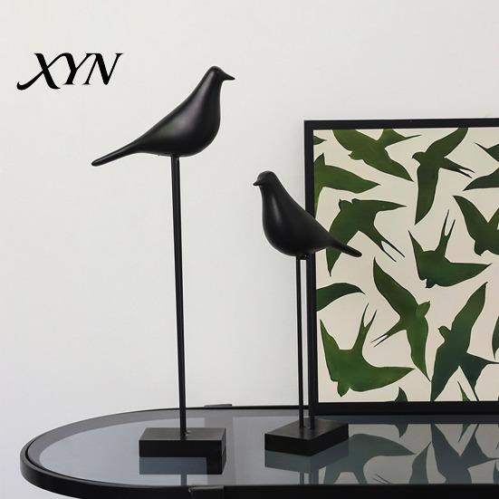 Minimalist TV Cabinet Decorations Black & White Bird Figurine, Modern Art Sculpture for Sophisticated Bedside Table Ornaments Bookshelf Office