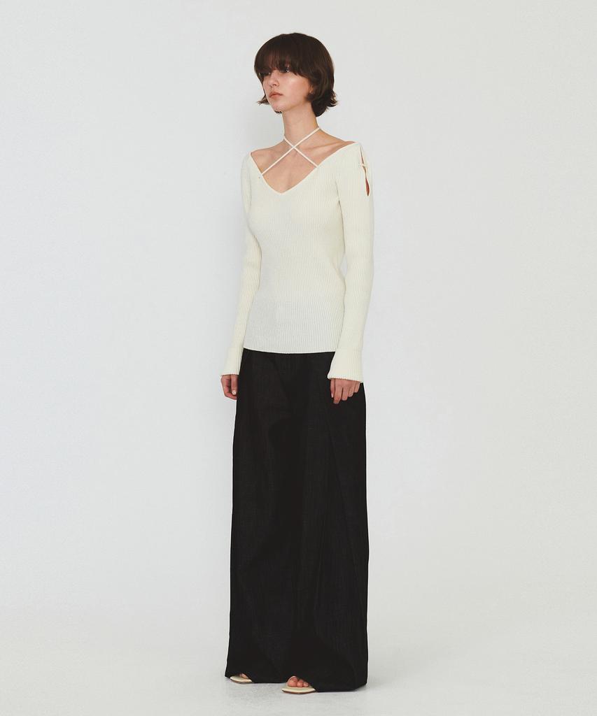 Daiaegeuneol V Neck Strap Knit (Ivory)