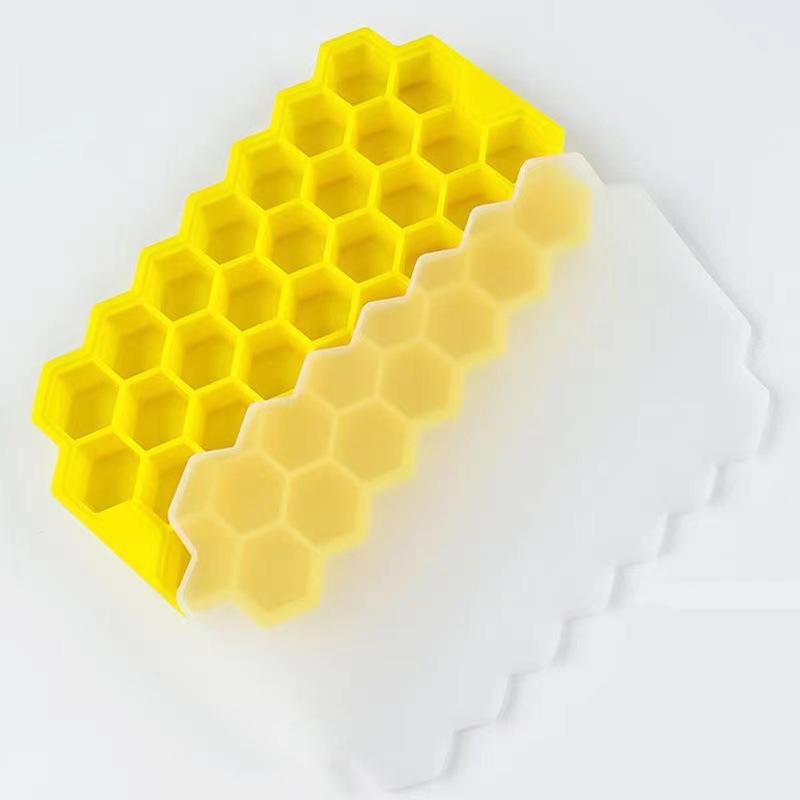 1pc Stackable Silicone Ice Cube Trays With Lid - 37 Cubes For Chilled Drinks Whiskey & Cocktails - Flexible And Safe