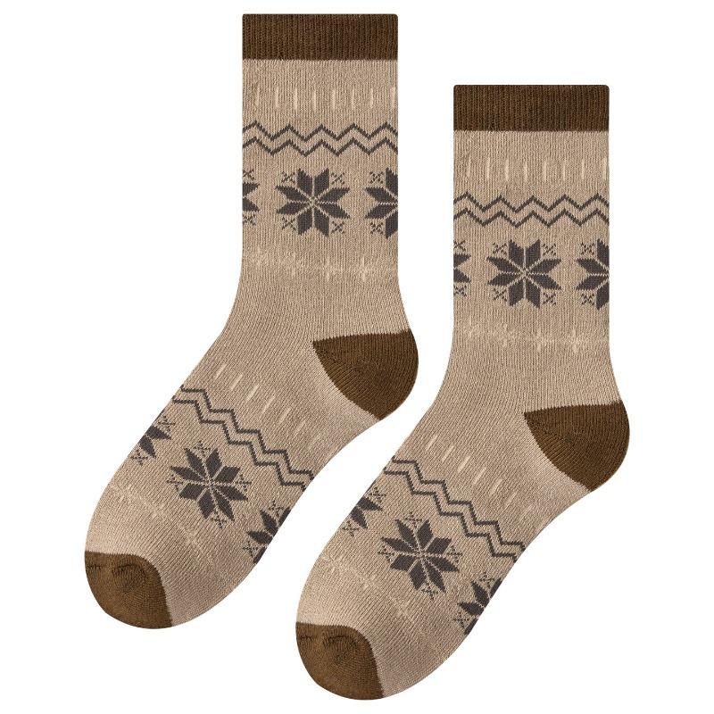 4 Pairs of Women's Winter Fleece and Thickened Loop Warm Mid Calf Socks