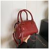 IELGY Autumn Winter Fashion One-Shoulder Messenger Bag Casual Korean Version Portable Small Square Bag